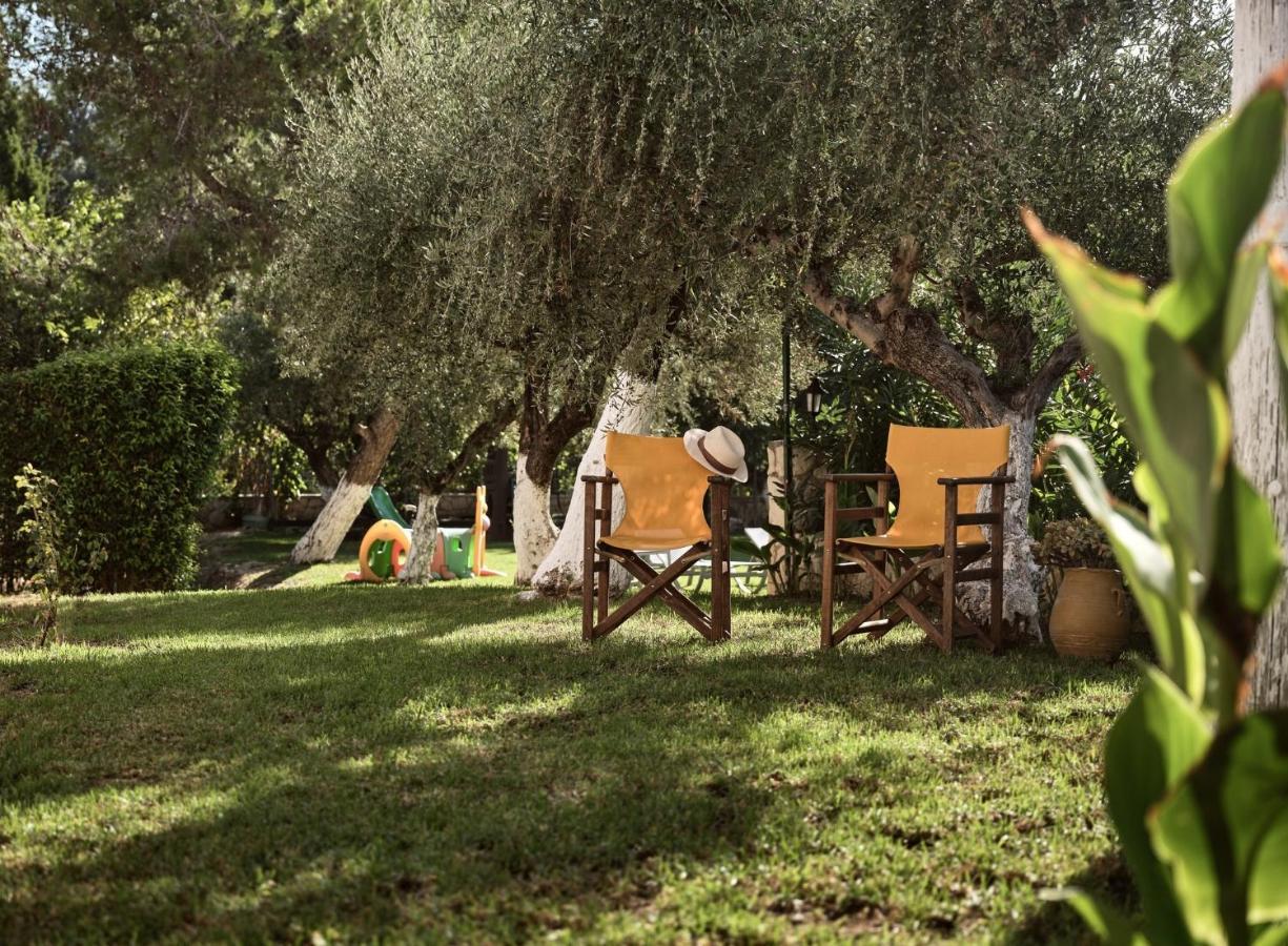 Katerina Studios Tsilivi  Luaran gambar